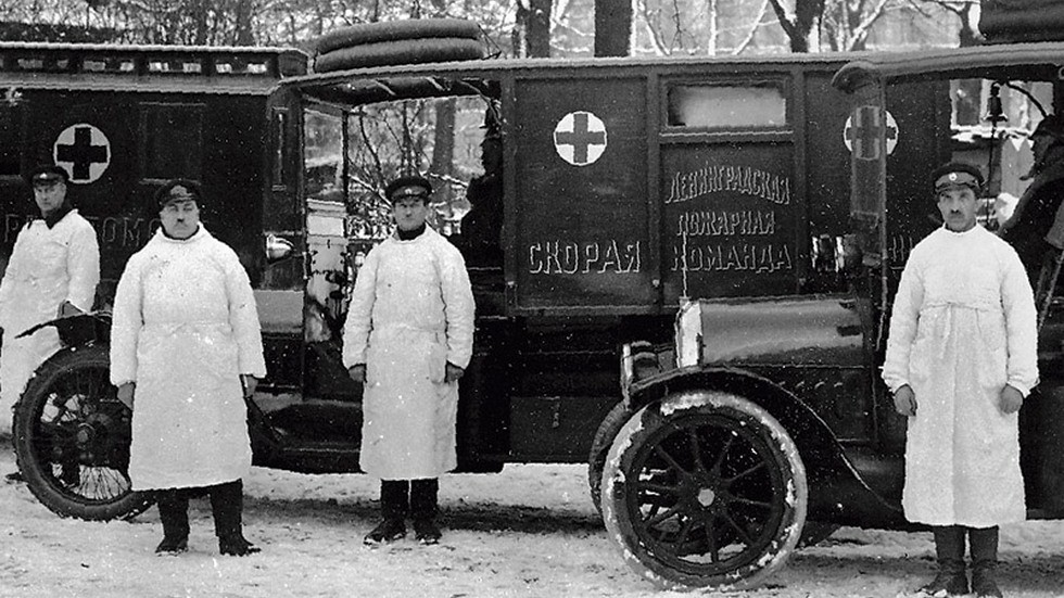 Бригада скорой помощи, подчинённая леннгградской пожарной команде