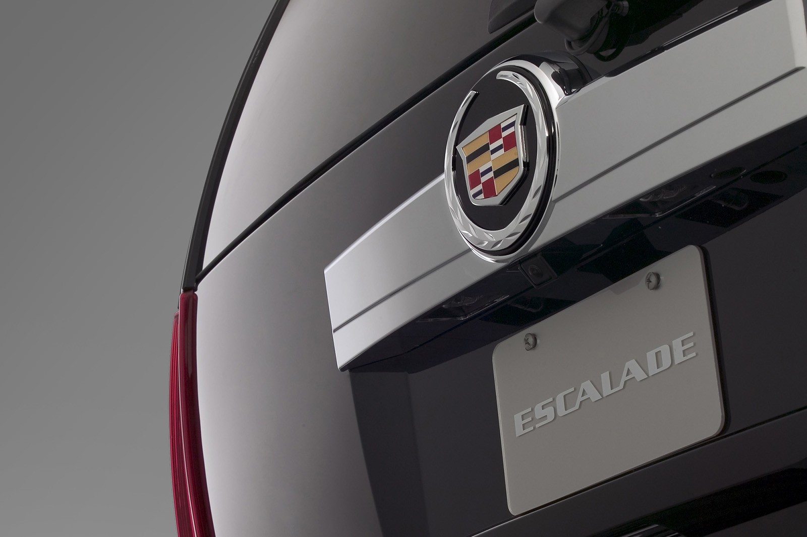 5 причин покупать и не покупать Cadillac Escalade III