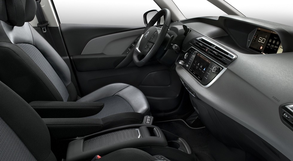 На фото: актуальная версия Citroen C4 Picasso