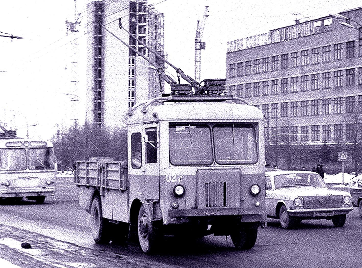 Были гибридами до того, как это стало мейнстримом: история советских троллейвозов