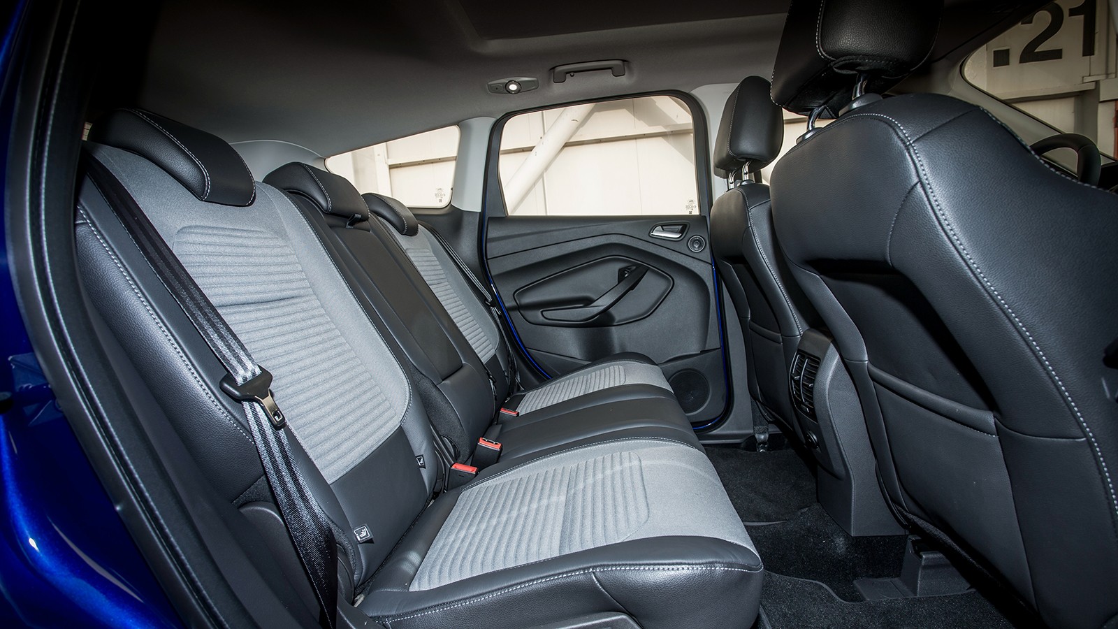 ford_kuga_titanium_6