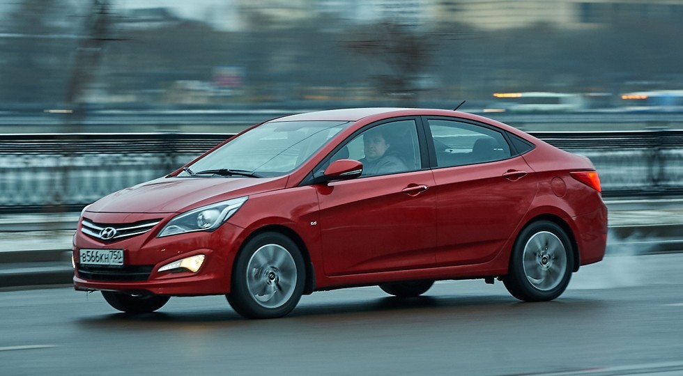 На фото: Hyundai Solaris