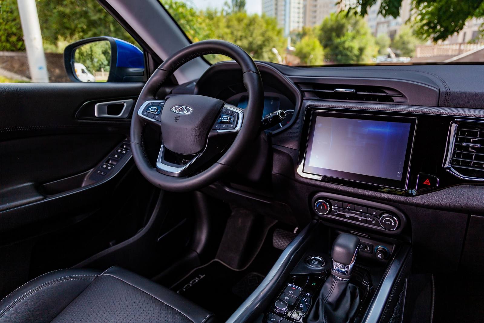 Бросили на камни: первый тест-драйв Chery Tiggo 4