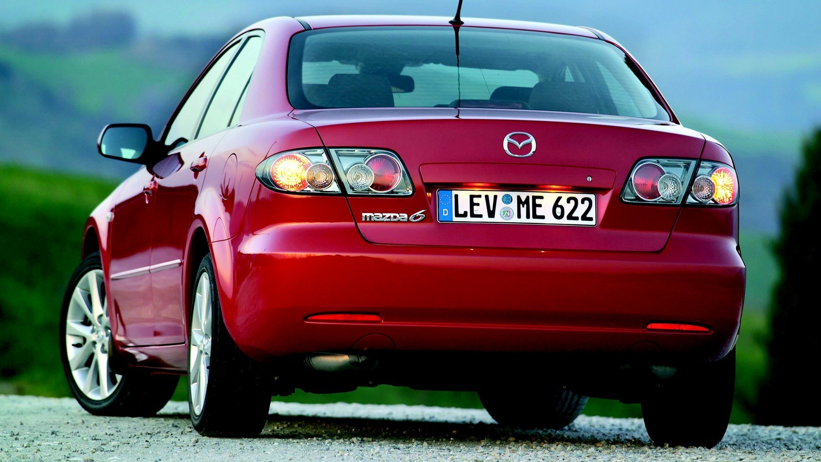 На фото: Mazda6 Sedan (GG) '2005–07