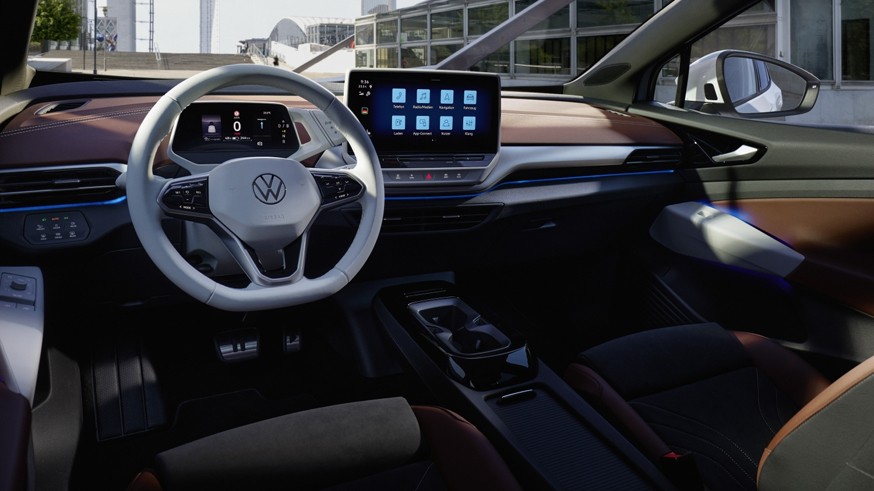 Почти без сюрпризов: Volkswagen рассекретил купеобразный кроссовер ID.5 и его «горячую» версию