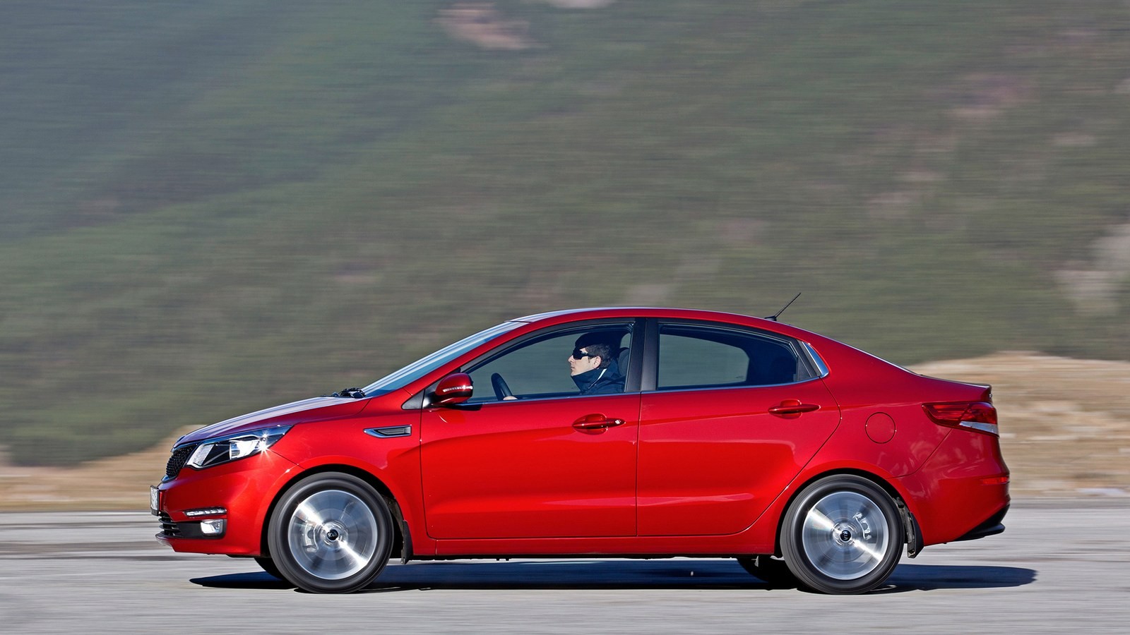 kia_rio_sedan_29