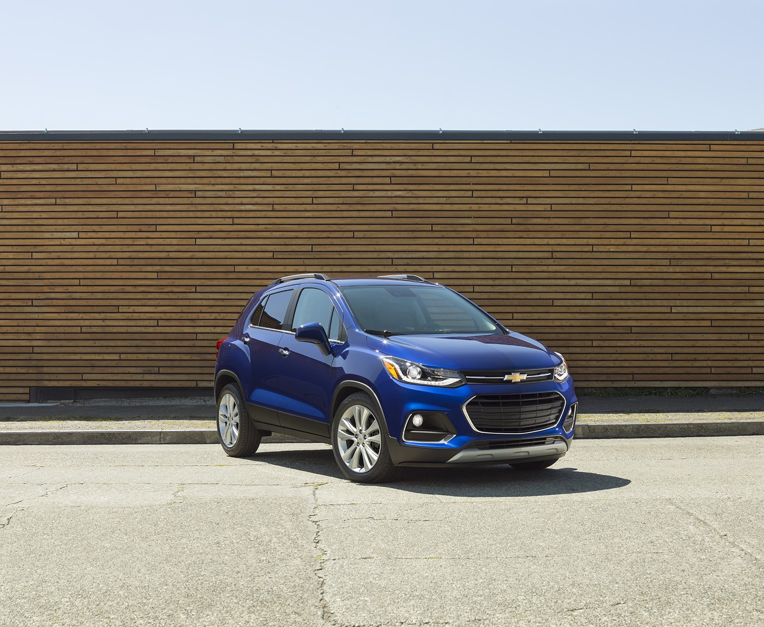 Первые тесты Chevrolet Trax: дешёвый салон и тряска на ямах - КОЛЕСА.ру –  автомобильный журнал