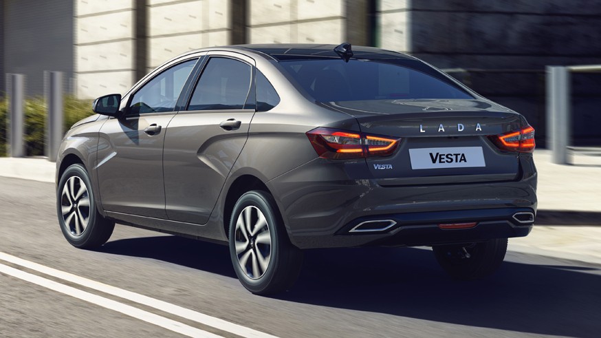 Lada запустит производство обновлённых седанов и универсалов Vesta не раньше 2023 года