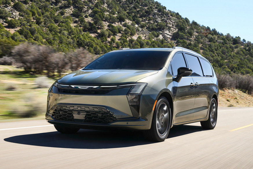 Обновлённый минивэн Chrysler Pacifica предложен с прежним мотором V6