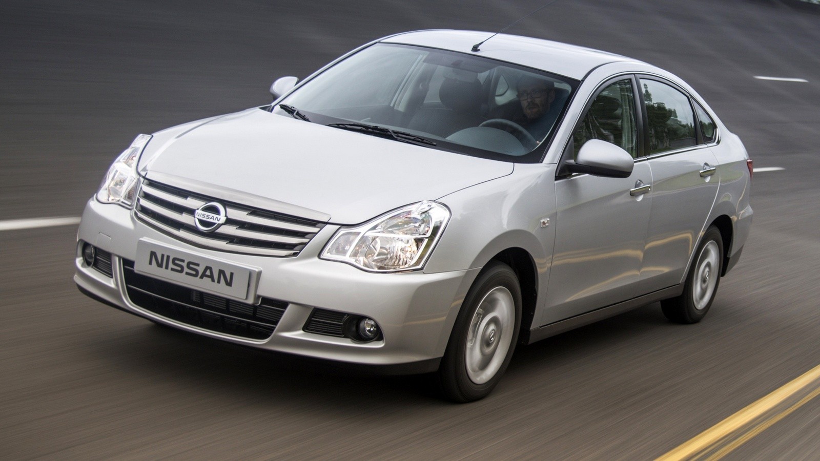 На фото: Nissan Almera '2012–н.в.
