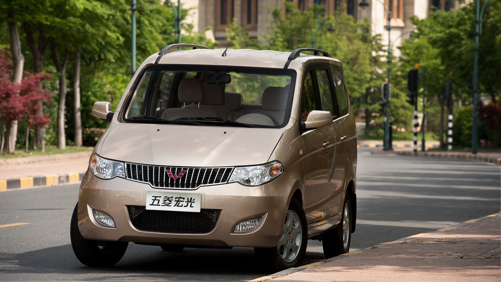 На фото: Wuling Hongguang
