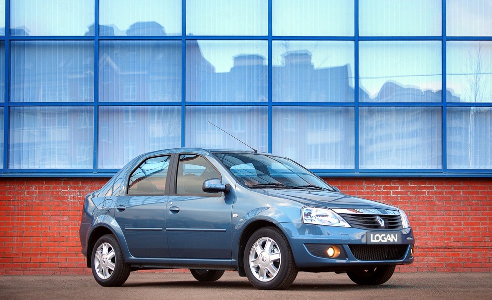 Продажа Renault Logan I рестайлинг в России
