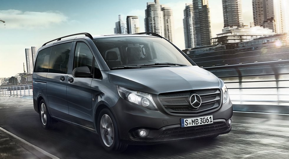 На фото: Mercedes-Benz Vito Tourer