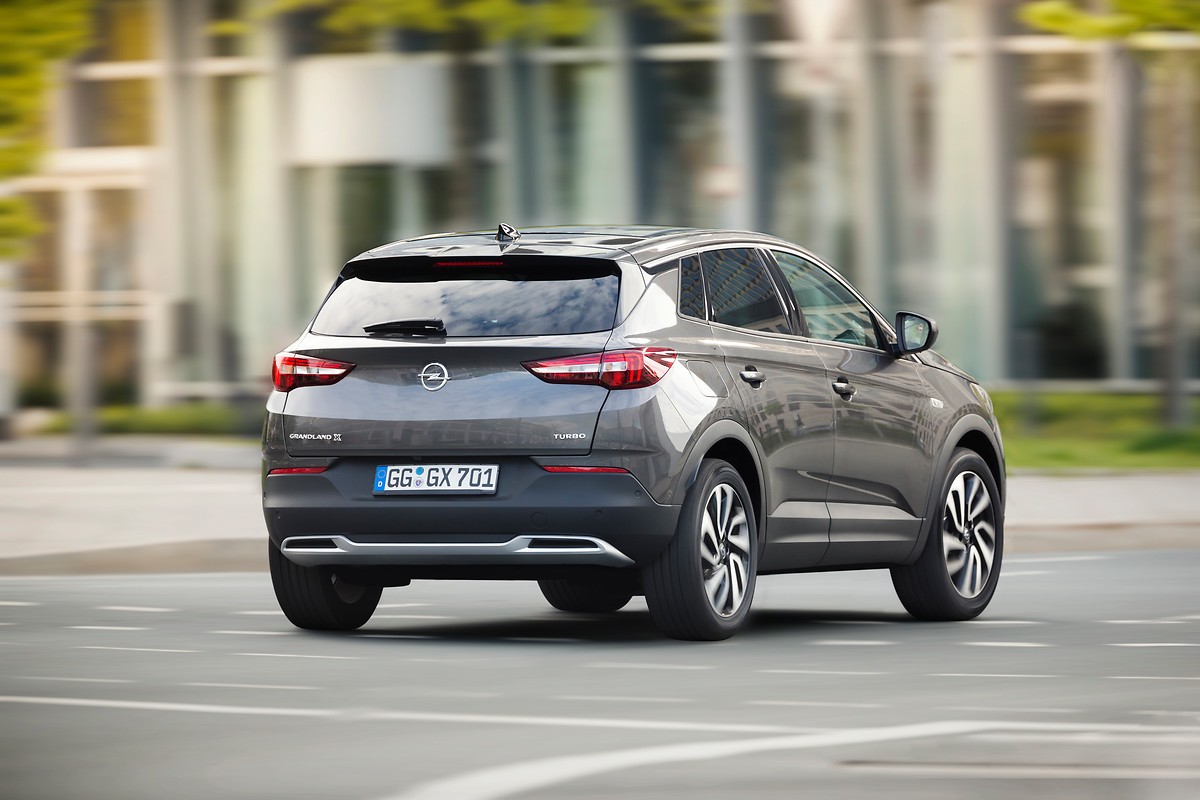 Пива нет, но вы держитесь! Первый тест-драйв Opel Grandland X