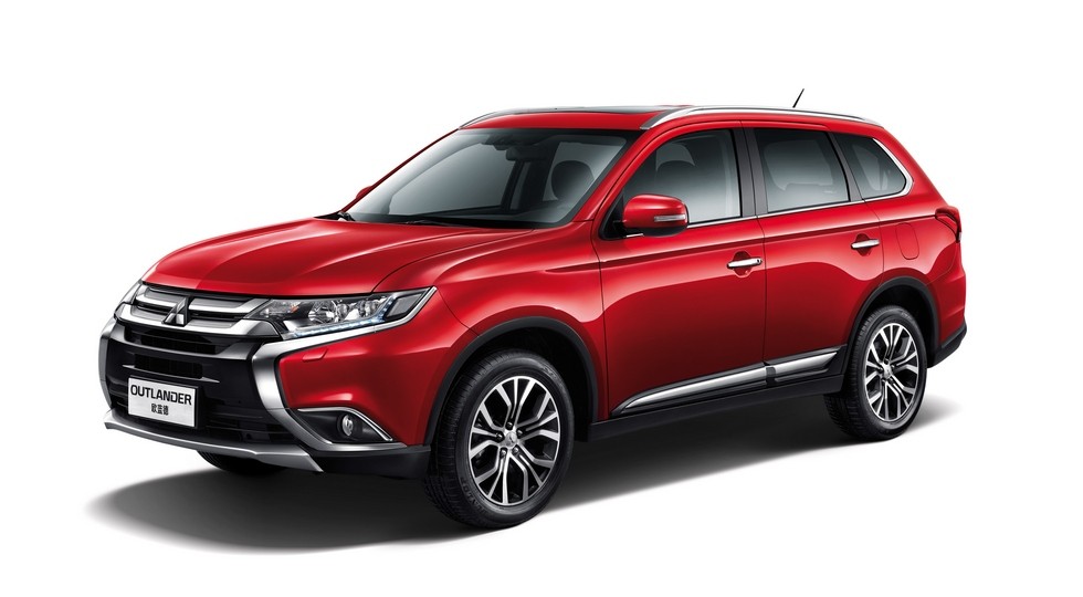 Новый mitsubishi outlander фото