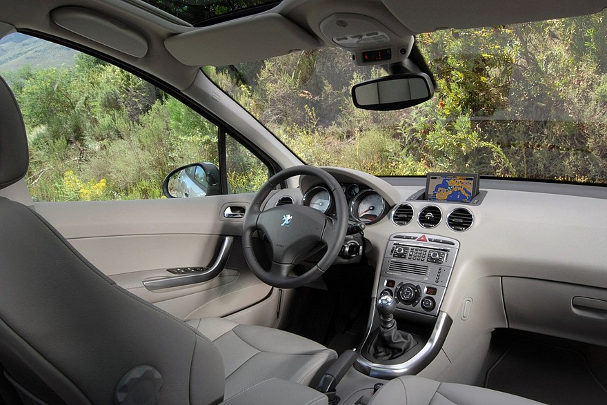 Торпедо Peugeot 308 5-door Worldwide 