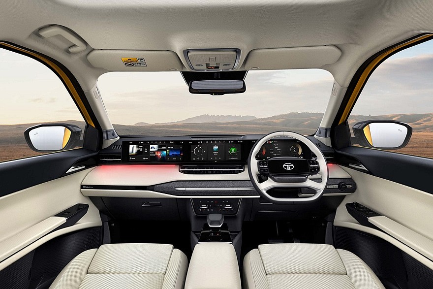 Представлен серийный кроссовер Tata Sierra: бензин или дизель, позже будет полный привод