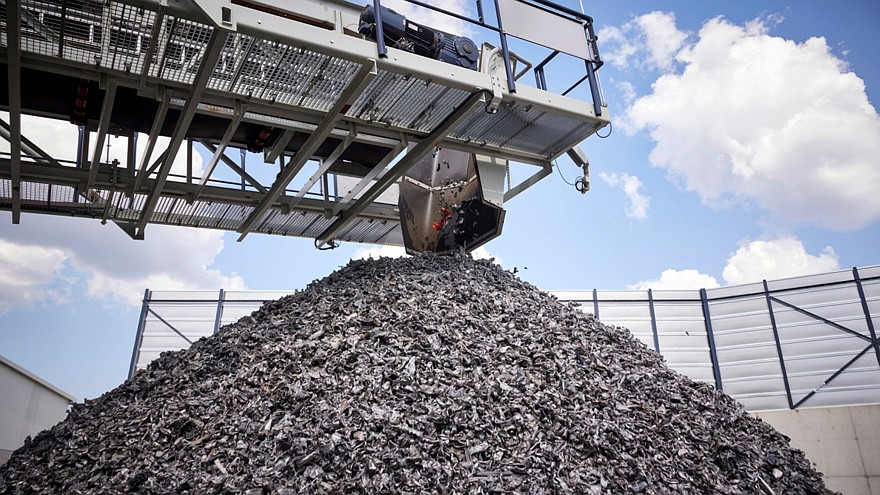 Евросоюз вводит норматив по использованию переработанного пластика в автомобилях