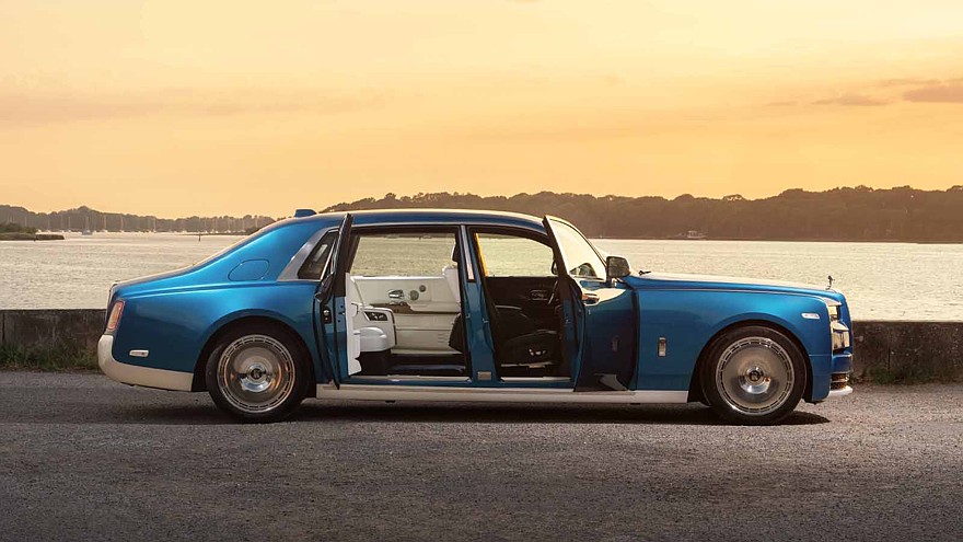 На фото: Rolls-Royce Phantom Regatta