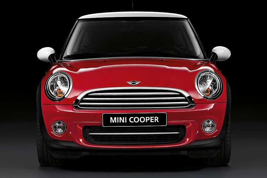 Mini Cooper (R56) '2010–14 красный спереди