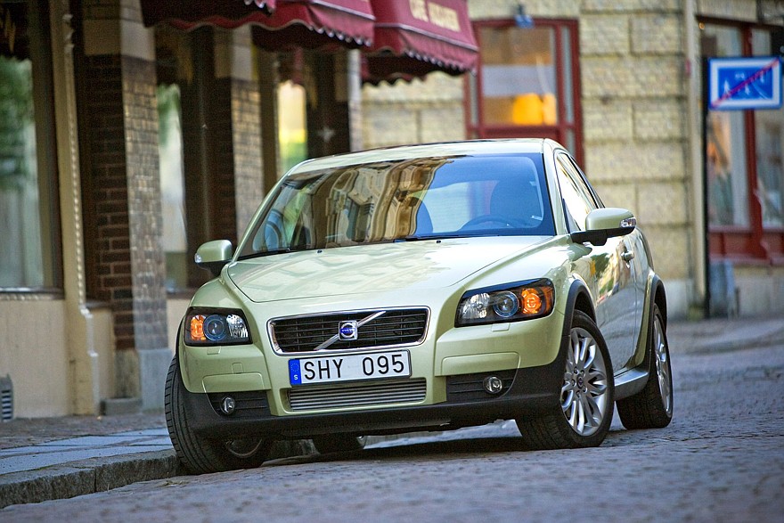 Купе несбывшихся надежд: как появился Volvo C30 и почему он провалился