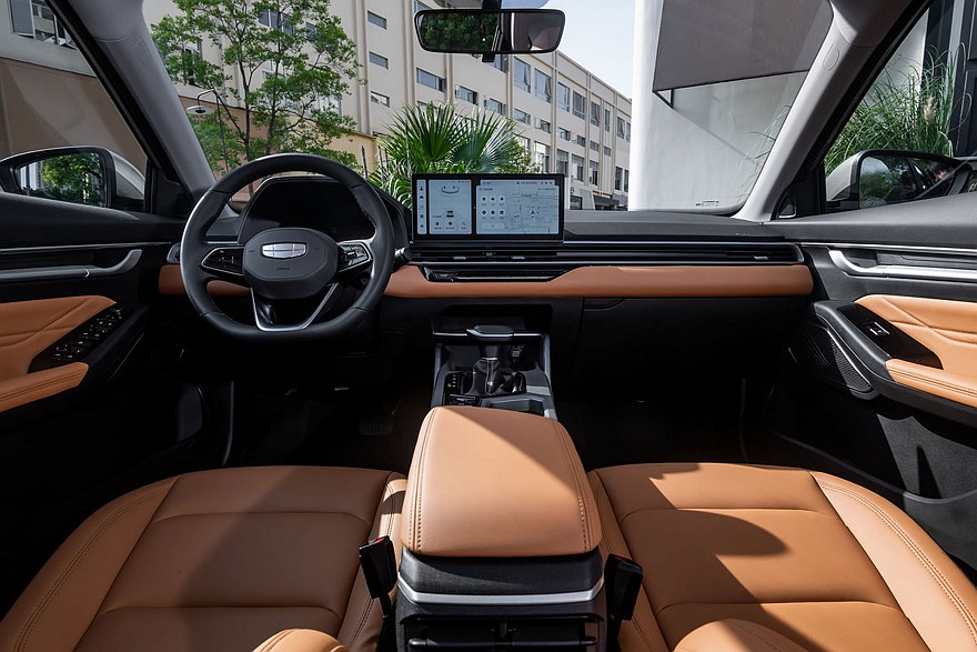 Дореформенный Geely Emgrand Upward