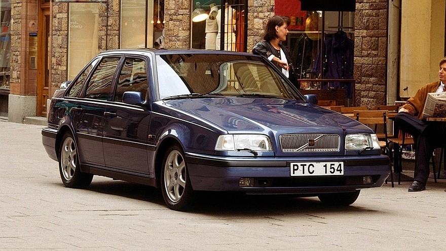 Volvo 440 Worldwide '1994–96