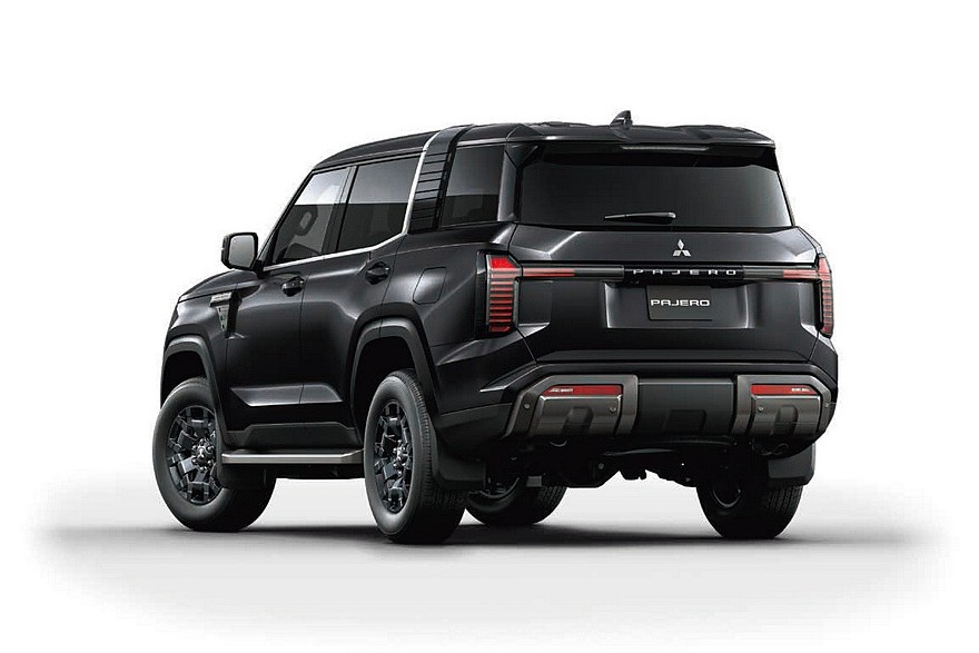 Базовый Mitsubishi Pajero для Японии