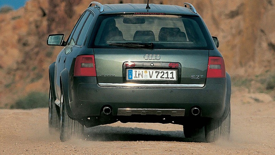 На фото: Audi Allroad 2.7T quattro '2000–06