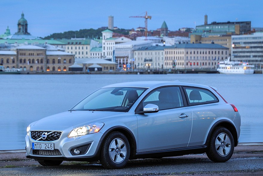Купе несбывшихся надежд: как появился Volvo C30 и почему он провалился