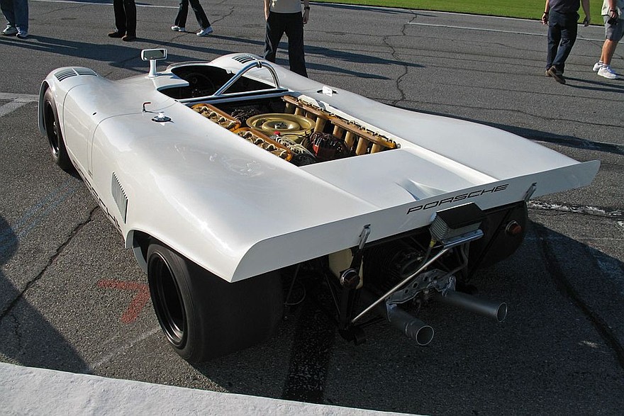Как Porsche 917 завоевал Can-Am: машина, которую было сложнее обуздать, чем построить