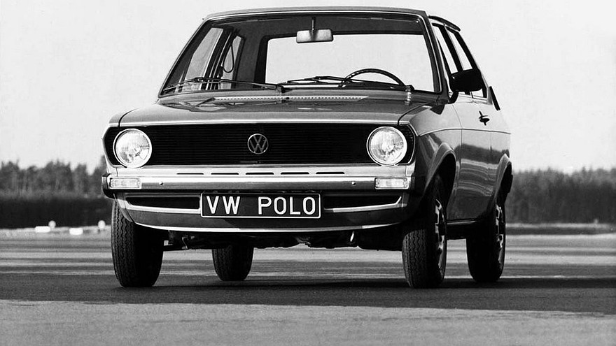На фото: Volkswagen Polo '1975–79