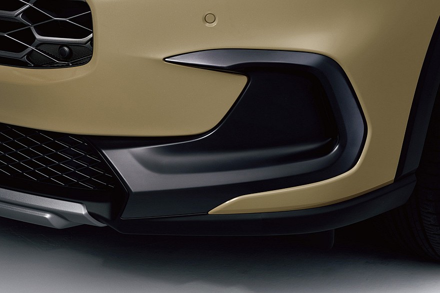 Топовый Honda ZR-V Cross Touring. За накладки на дверях нужно доплачивать