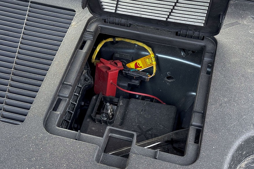 Выбираем кроссовер для дальних поездок: батарея, зарядка и запас хода от 1000 км