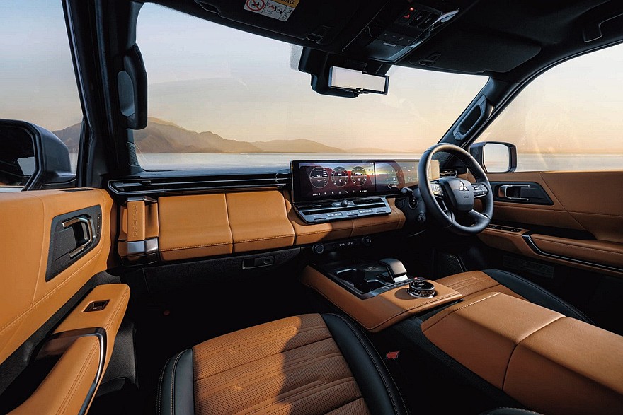Топовый Mitsubishi Pajero для Японии