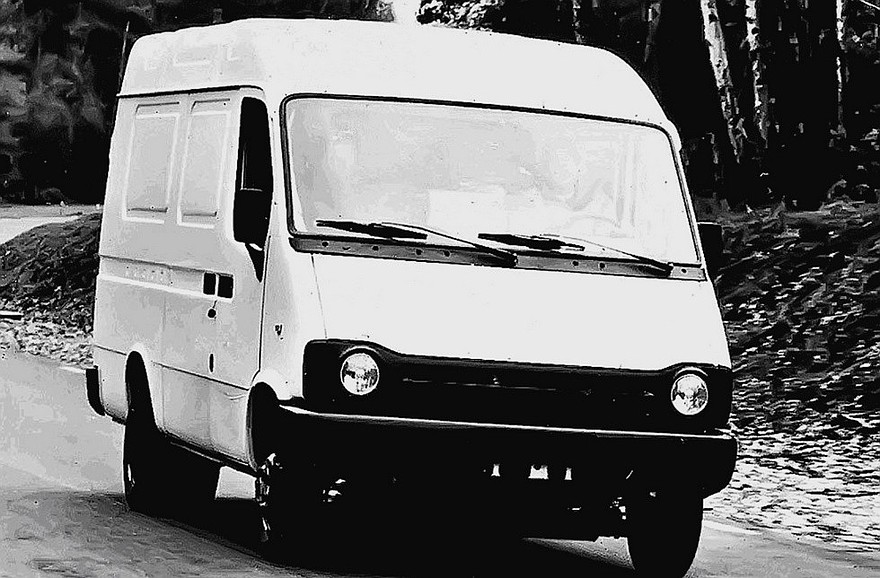 Фургон БАЗ-3782ДС