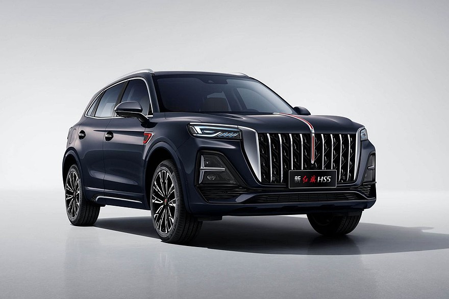 Дореформенный Hongqi HS5. Такой кроссовер сегодня продают в России