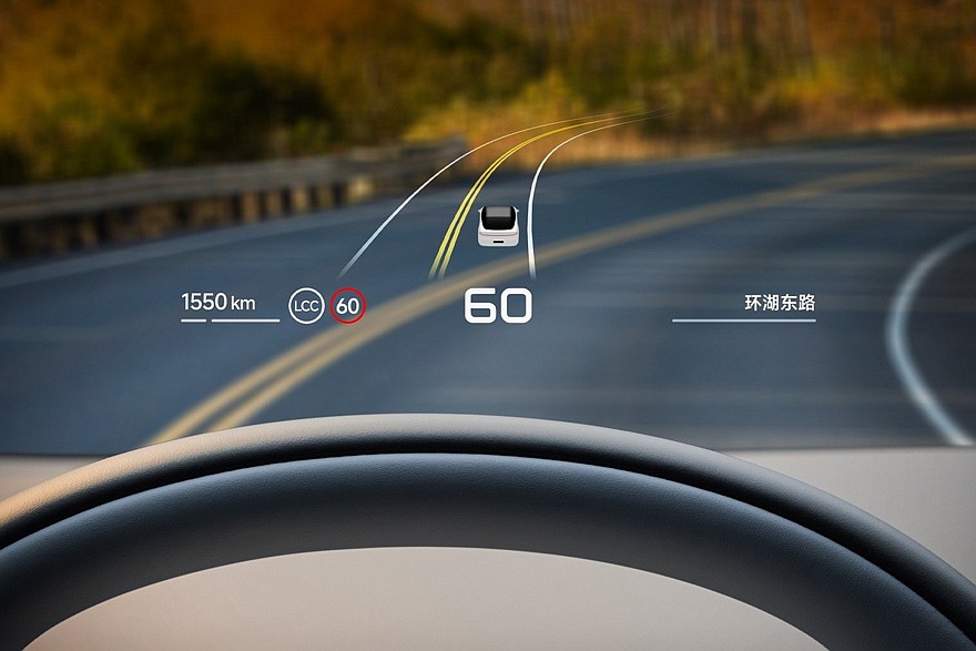 Обновленный Xpeng P7+