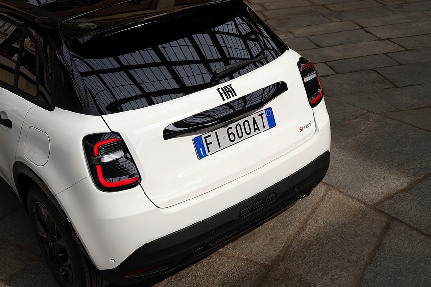 Бензиновый Fiat 600 Street