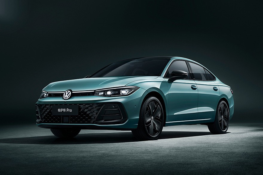 Бензиновый Volkswagen Passat Pro