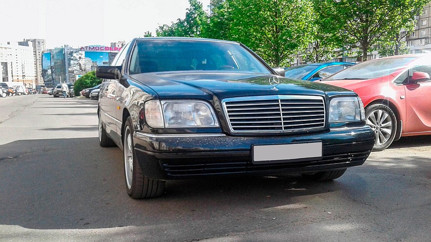 Mercedes-Benz S-Class W140 вид спереди