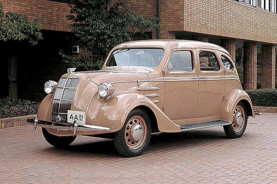 Toyota AA. Фото: autowp.ru