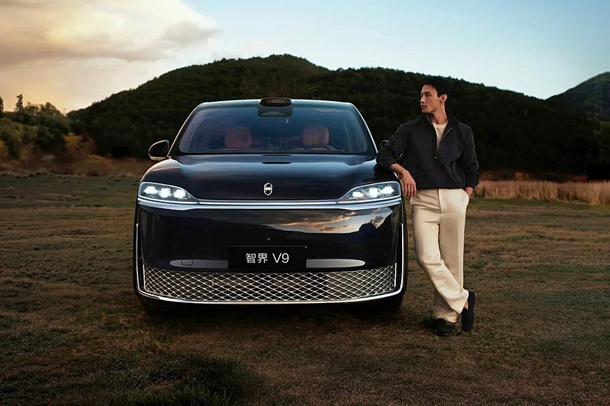 Пополнение в стане роскошных минивэнов: на рынок выходит Luxeed V9 от Chery и Huawei