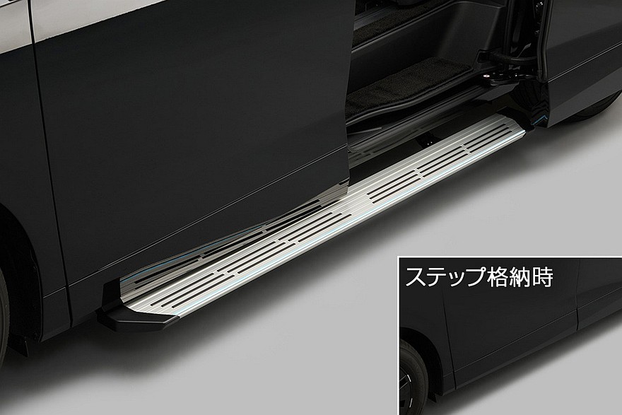 Nissan Elgrand Step Type