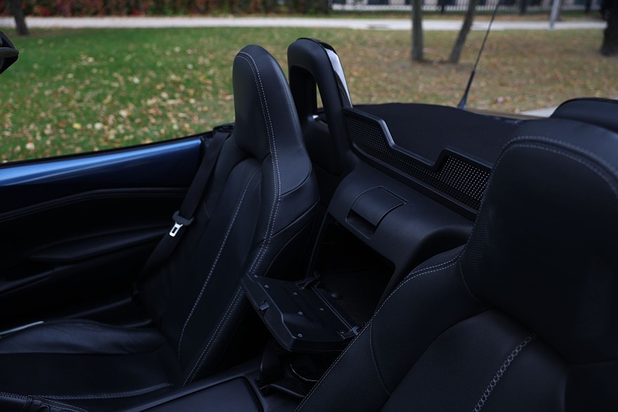 Задний привод, полтора литра и DVD-проигрыватель: опыт владения Mazda Roadster IV (ND)