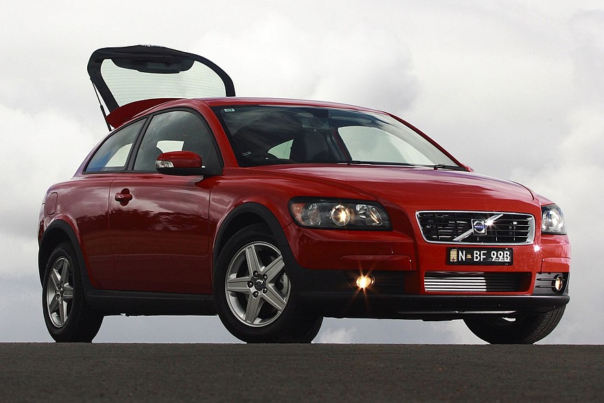 Купе несбывшихся надежд: как появился Volvo C30 и почему он провалился