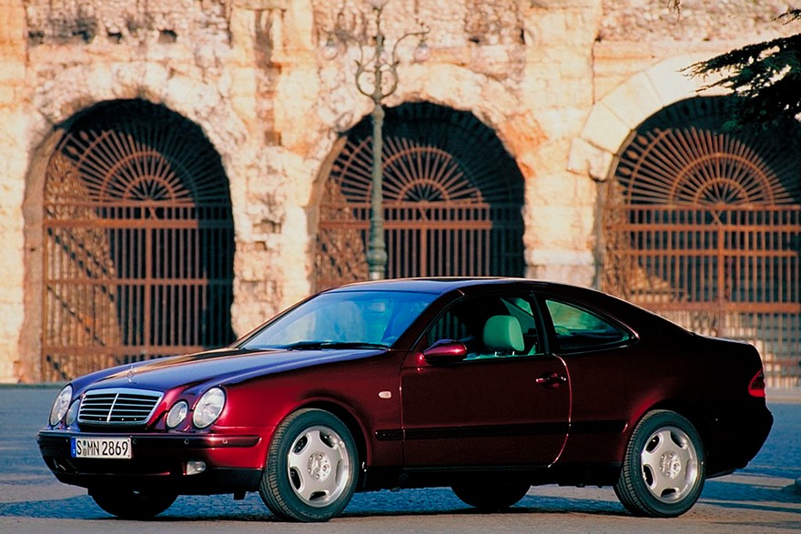 В случае с CLK многое в восприятии дизайна зависело от цвета кузова, ракурса и колёсных дисков