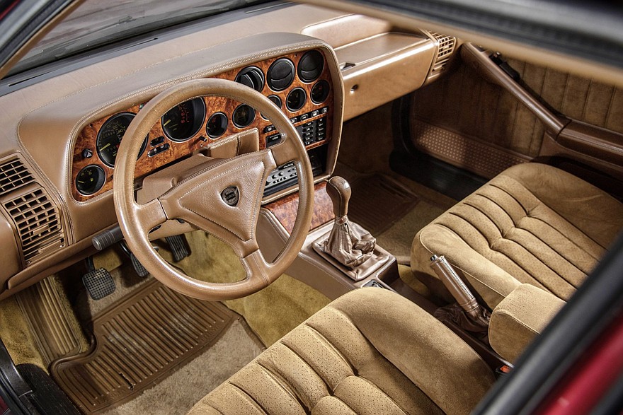 Спорт и бизнес: вспоминаем самые быстрые бизнес-седаны девяностых