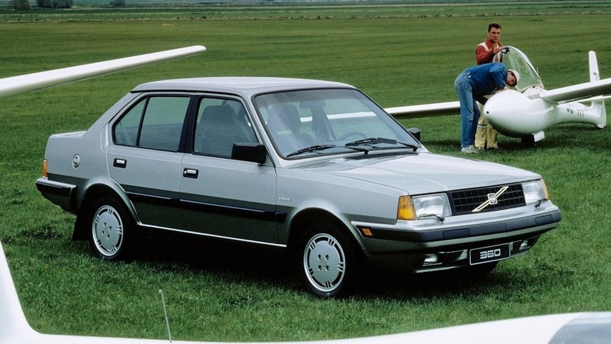 Volvo 360 Sedan '1983–91