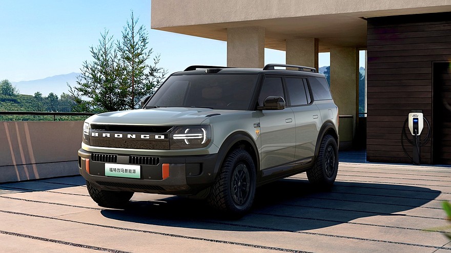 Вместо Фокуса: компания Ford готовит гибридный кроссовер Bronco для Европы